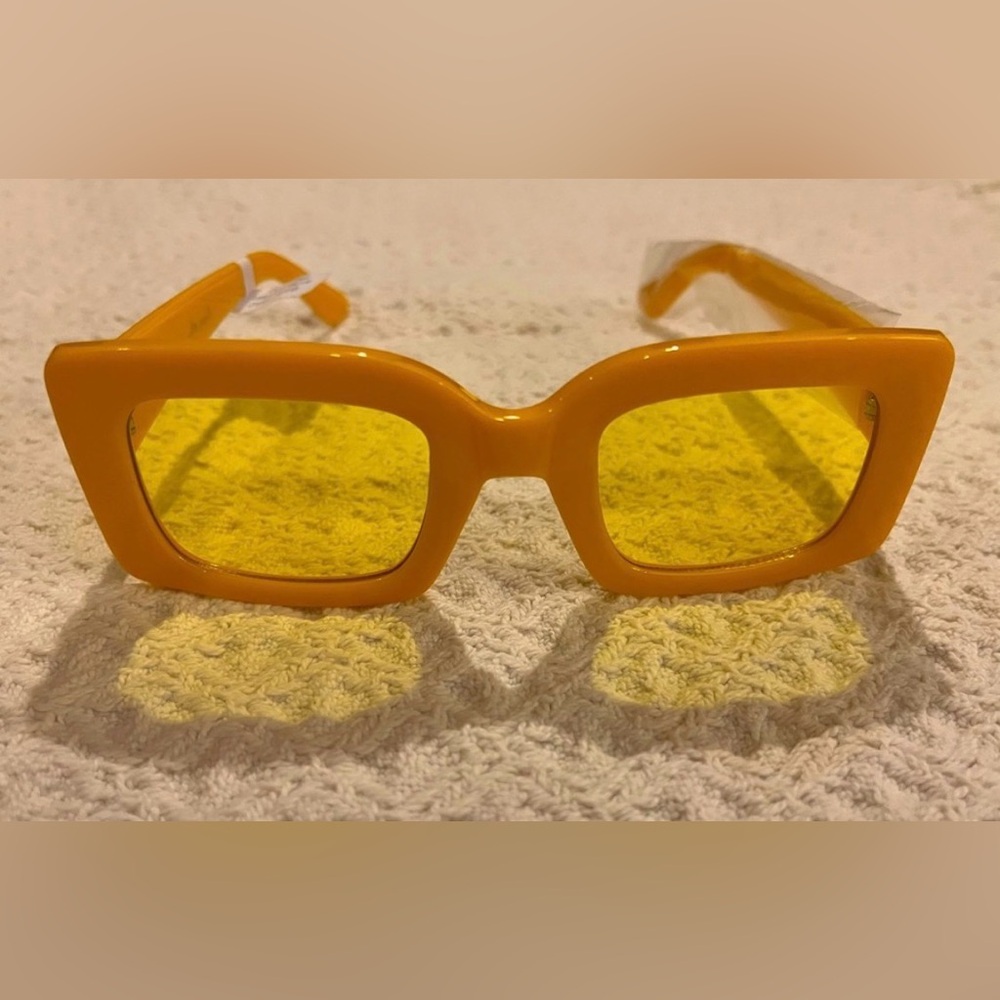 Free People square/ rectangular sunglasses. Oversized, chunky. Yellow frame NWOT